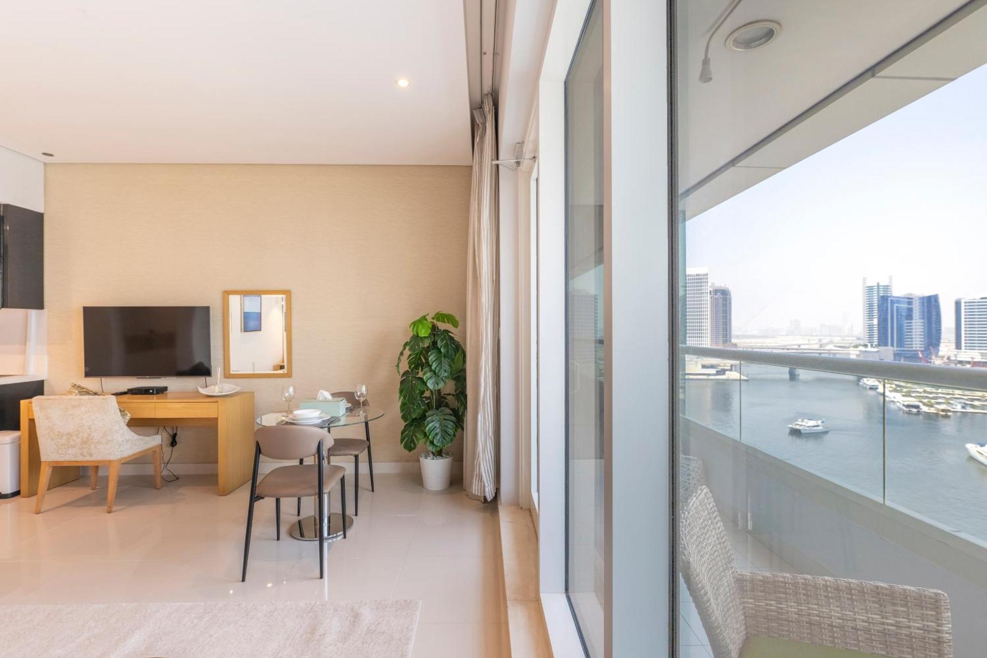 Damac Canal Views Residences Dubai Dış mekan fotoğraf